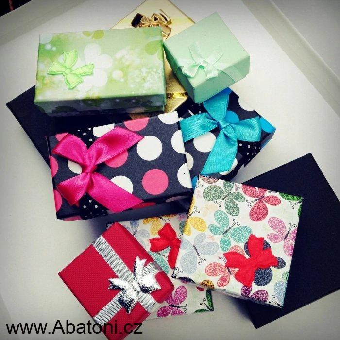 Dárková papírová krabička na šperky střední - barevná